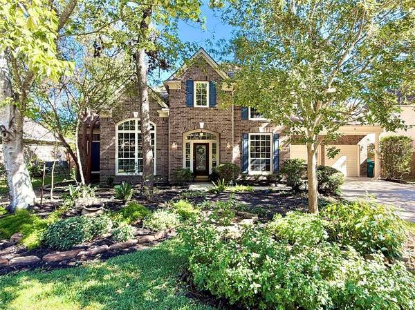 19 Laurelhurst CIR, The Woodlands, TX 77382