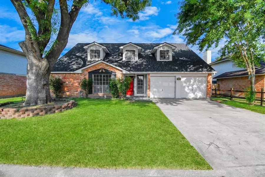 210 Civil DR, League City, TX 77573