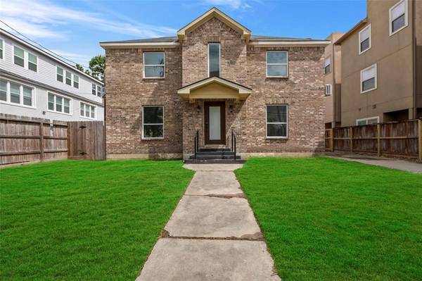 4811 Chenevert ST #5, Houston, TX 77004