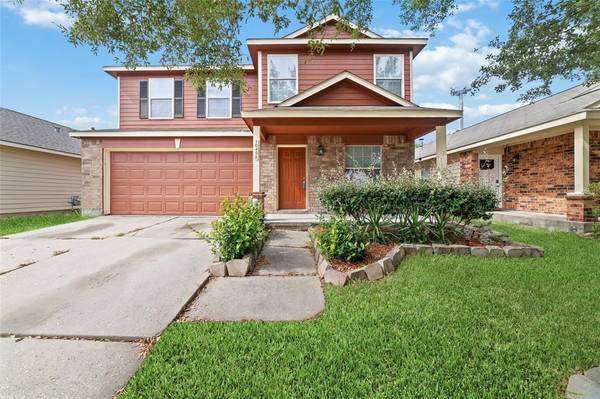 10402 Ravenwood View LN, Houston, TX 77075