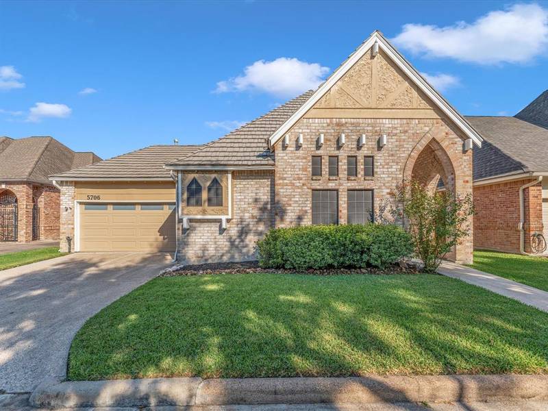 5706 Glen Mist LN, Houston, TX 77069