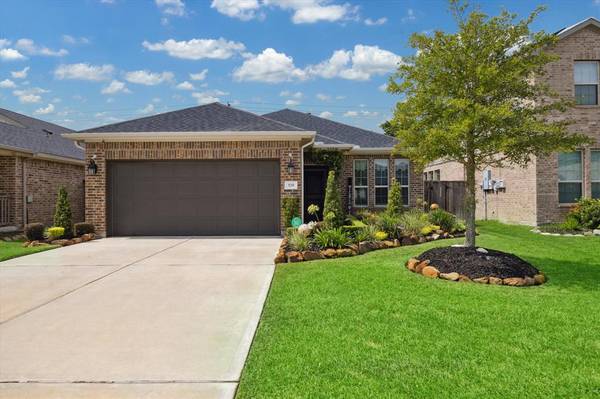 529 Winburn Tide LN, La Porte, TX 77571