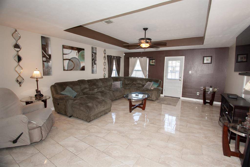 Houston, TX 77075,8907 Rainesville LN