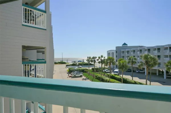 Galveston, TX 77551,6102 Seawall BLVD #230