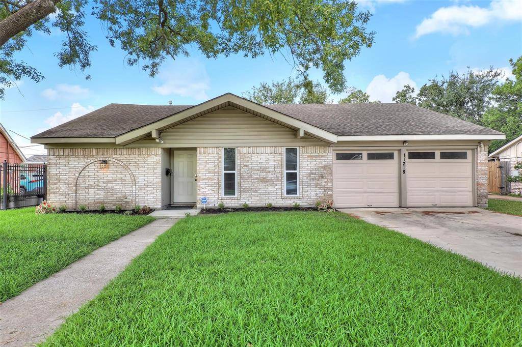 11218 Sageview DR, Houston, TX 77089