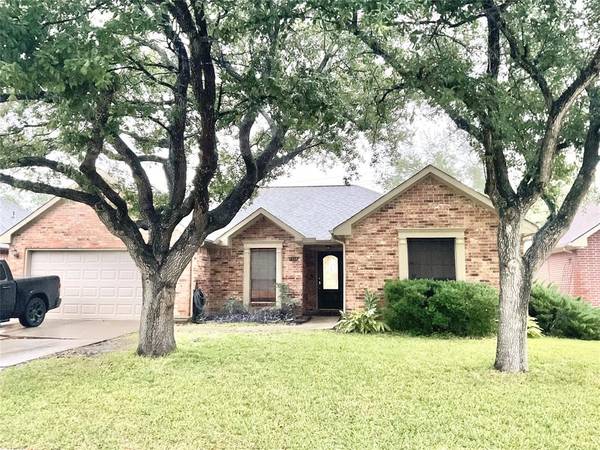 1114 Ridgevalley DR, La Porte, TX 77571