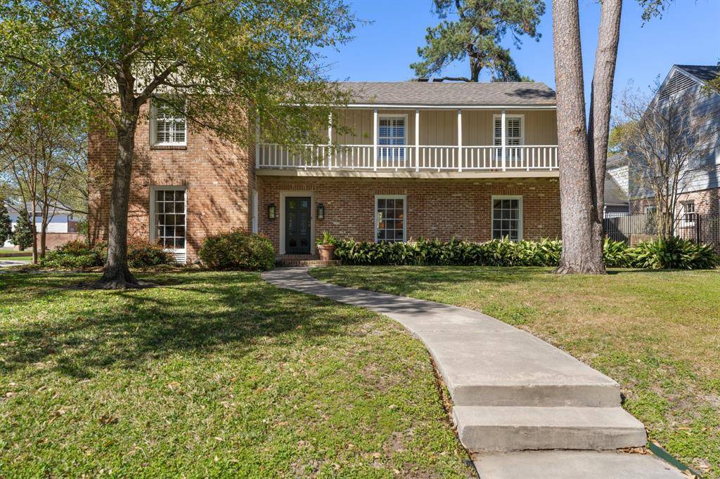 Houston, TX 77027,3666 Meadow Lake LN
