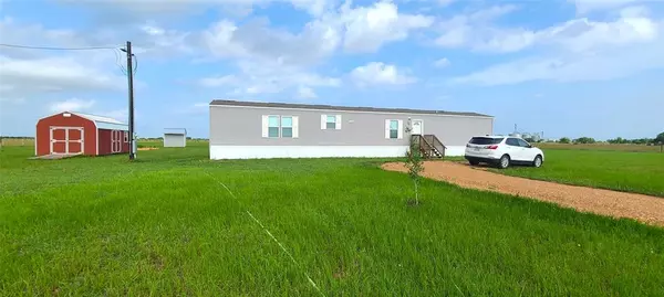 543 County Road 238, Ganado, TX 77962