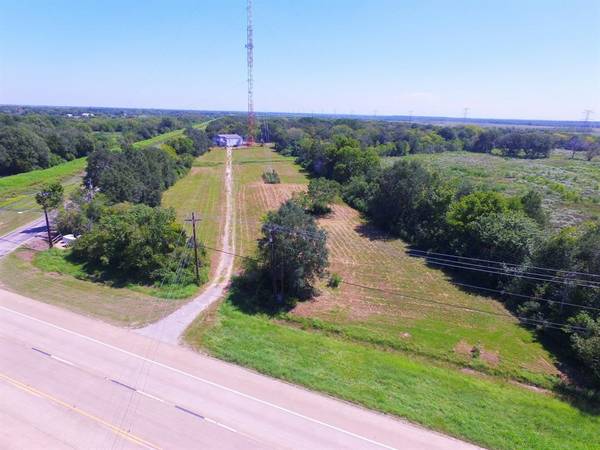 3111 W Parkwood AVE, Friendswood, TX 77546