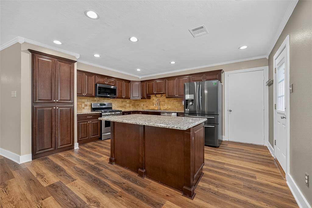 21832 New Forest DR, Porter, TX 77365