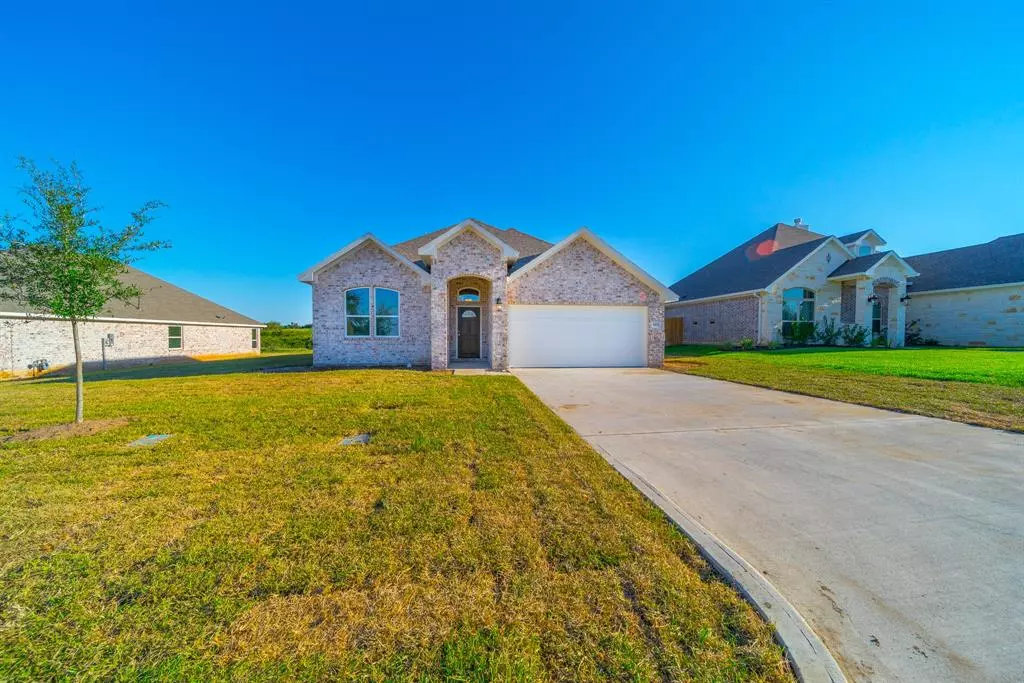 Brenham, TX 77833,1403 Timber Oaks