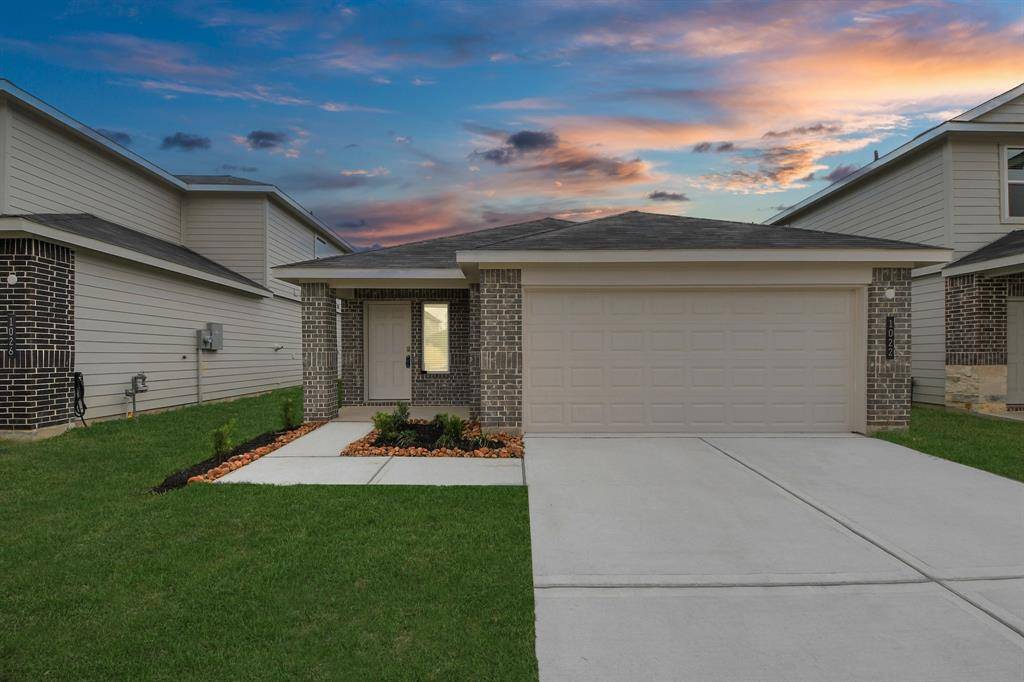 1022 Juniper Vista Dr, Houston, TX 77090