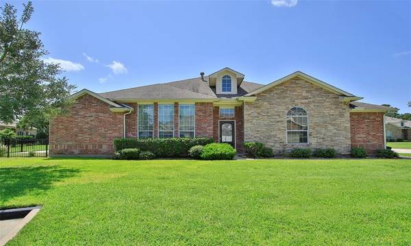 8523 Willow Loch DR, Spring, TX 77379