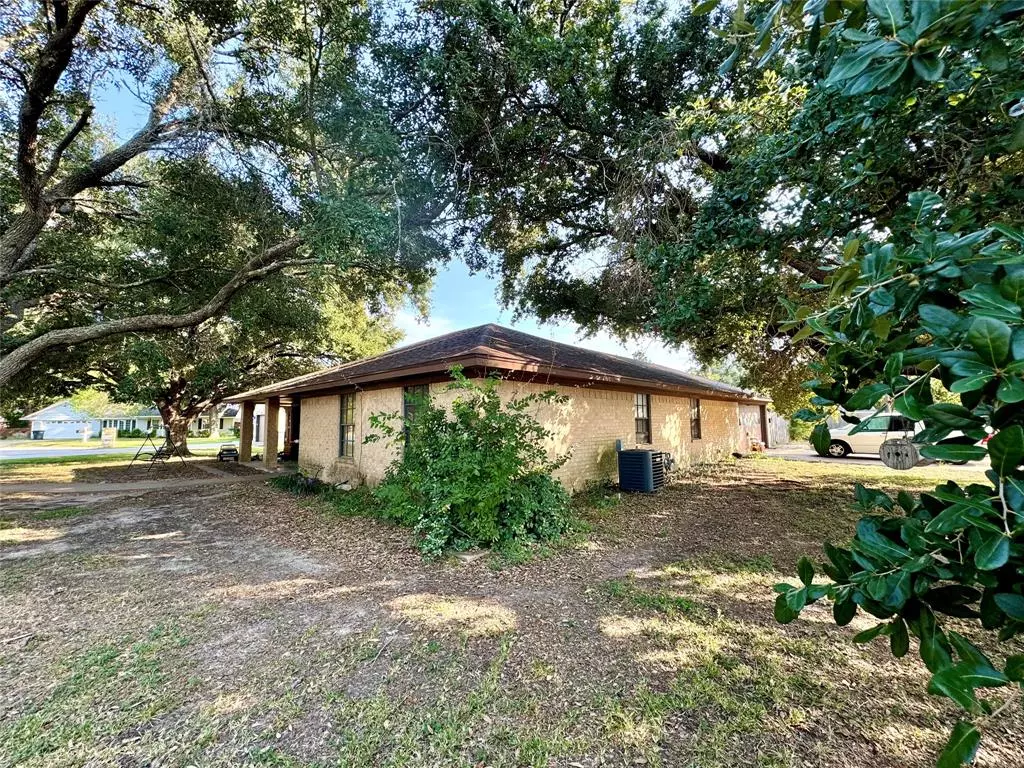 Caldwell, TX 77836,921 Kathy ST