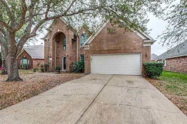 8118 Laurel LN, Baytown, TX 77523