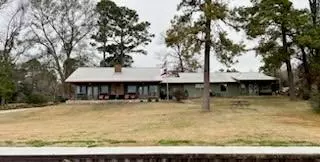 340 Patricks Ferry RD, Point Blank, TX 77364