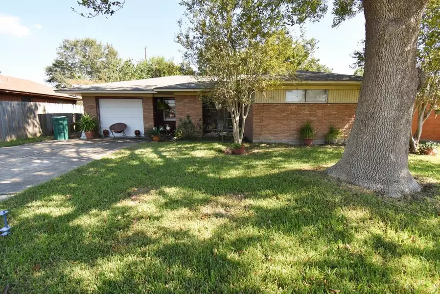 1401 Jessie LN, Pasadena, TX 77502