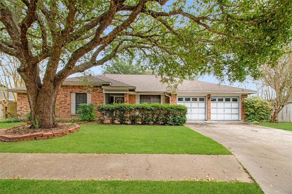 3406 Wentletrap ST, Bay City, TX 77414