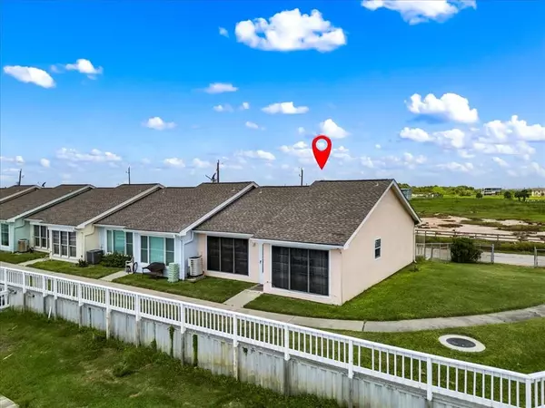 10409 Schaper RD, Galveston, TX 77554