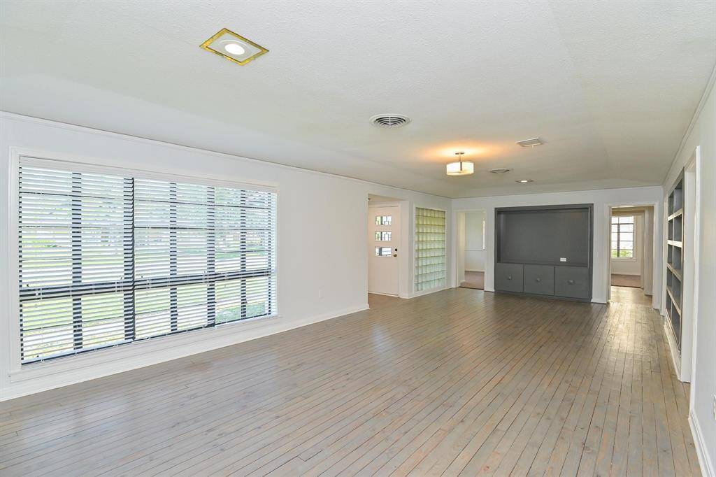 Houston, TX 77021,3742 Charleston ST