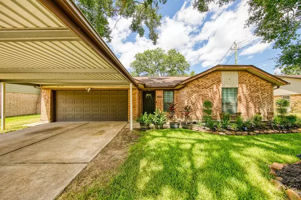 4208 Fairway ST, Pasadena, TX 77505