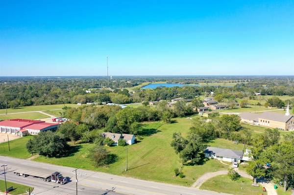 1623 E Main ST, Madisonville, TX 77864