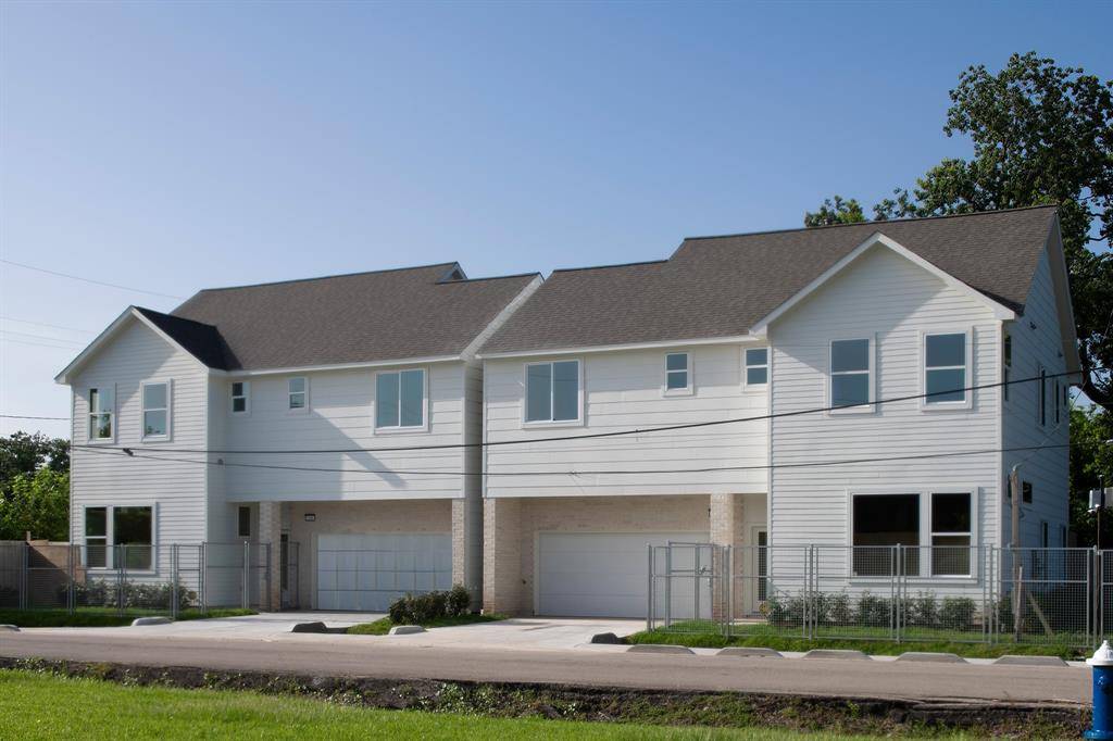 5404 Mulvey ST, Houston, TX 77020