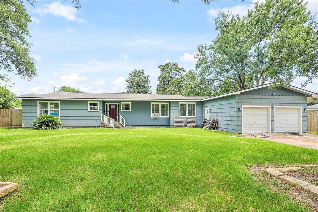 2115 Scott ST, La Marque, TX 77568