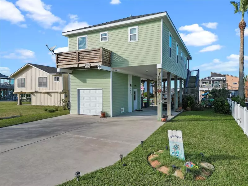 16606 Curlew RD, Jamaica Beach, TX 77554