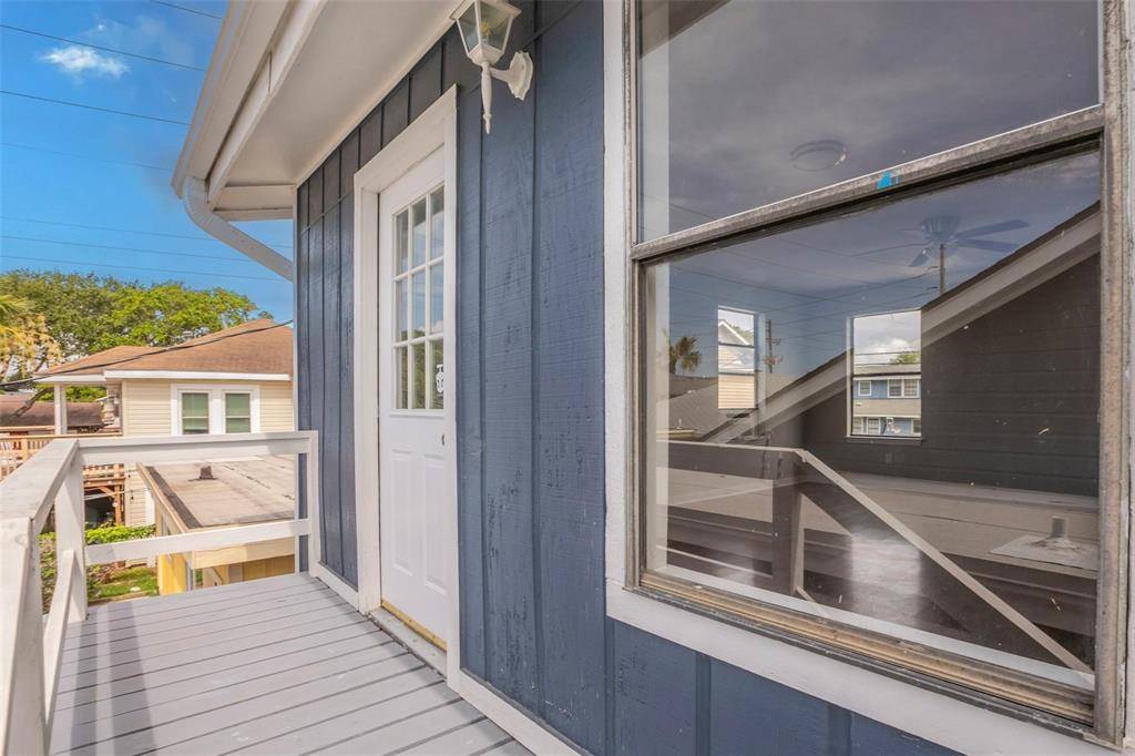 5220 Avenue P 1/2 - Rear, Galveston, TX 77551