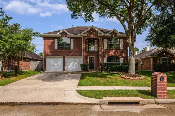 2702 Port Carissa DR,  Friendswood,  TX 77546