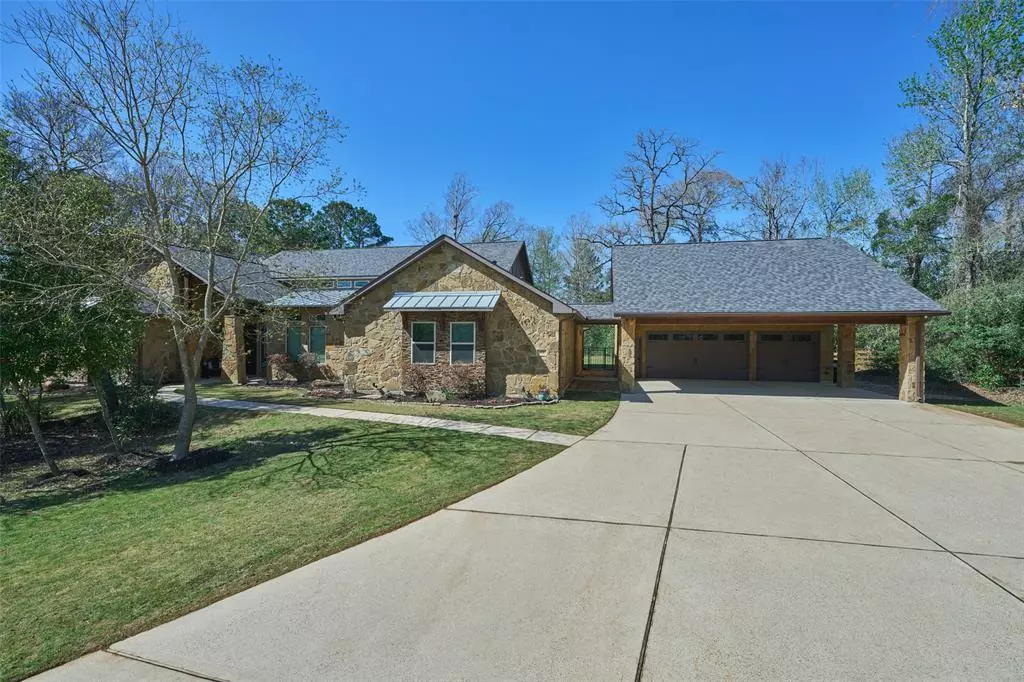 Montgomery, TX 77316,404 Halyard CT