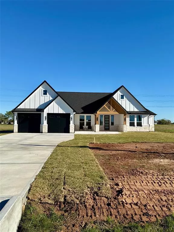 Angleton, TX 77515,608 Angus TRL