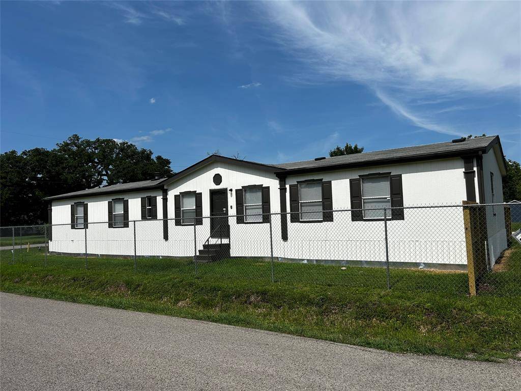 219 Blinkin AVE, Crosby, TX 77532