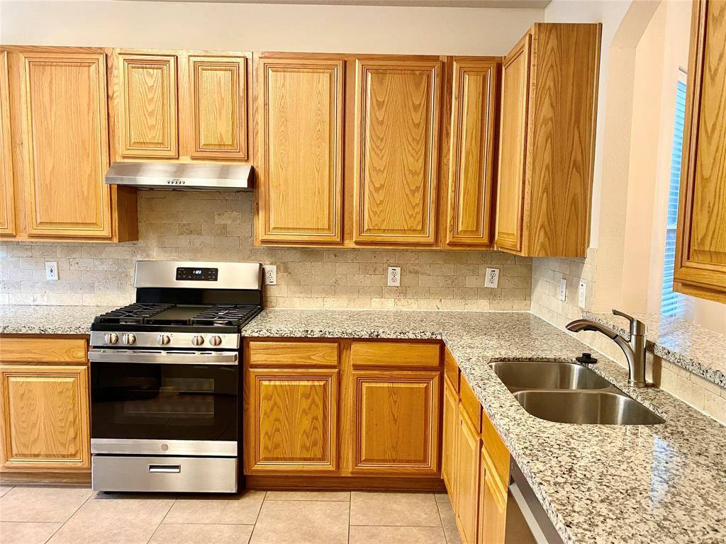 The Woodlands, TX 77382,127 N Willow Point CIR