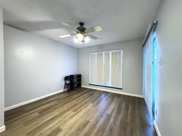 Houston, TX 77017,7313 Gulf Fwy Apt 107