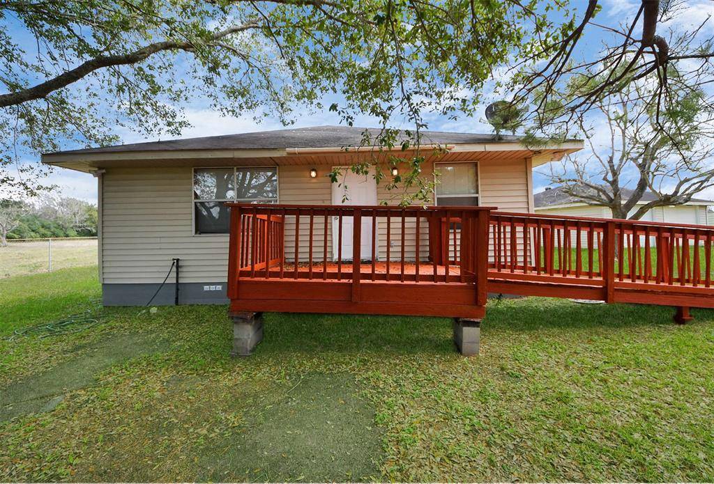 1519 B Woody Road #B, Pearland, TX 77581
