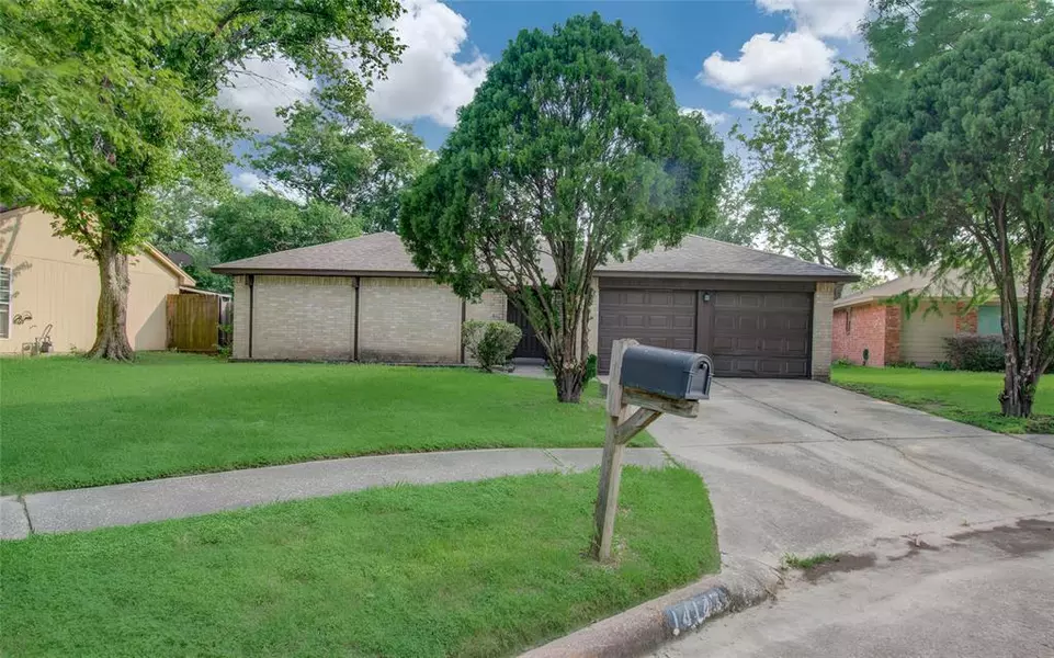 14147 Magnolia Springs DR, Houston, TX 77066