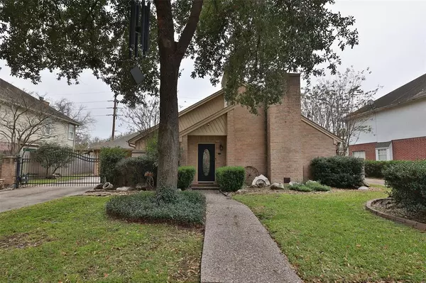 6702 Seinfeld CT, Houston, TX 77069