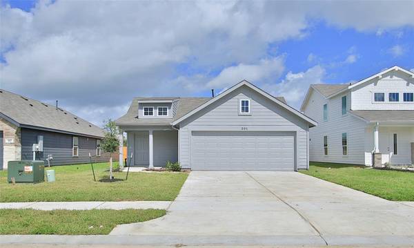 201 Laura Leigh LN, Angleton, TX 77515