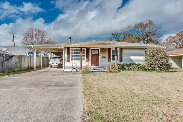 3024 Avenue B, Nederland, TX 77627