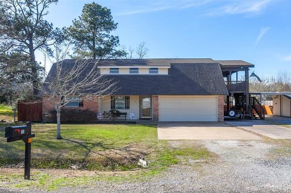 311 Martin AVE, Bridge City, TX 77611