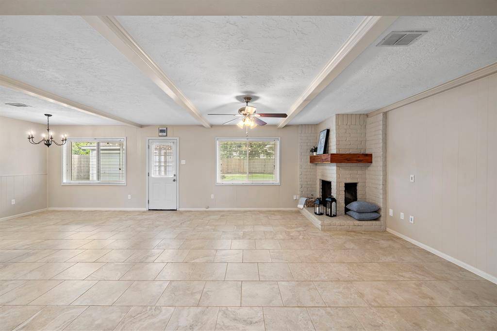 Houston, TX 77091,1050 Cottage Oak LN