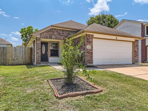 19802 Shores Edge DR, Tomball, TX 77375