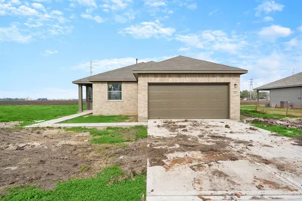 1115 Brahma CIR, East Bernard, TX 77435