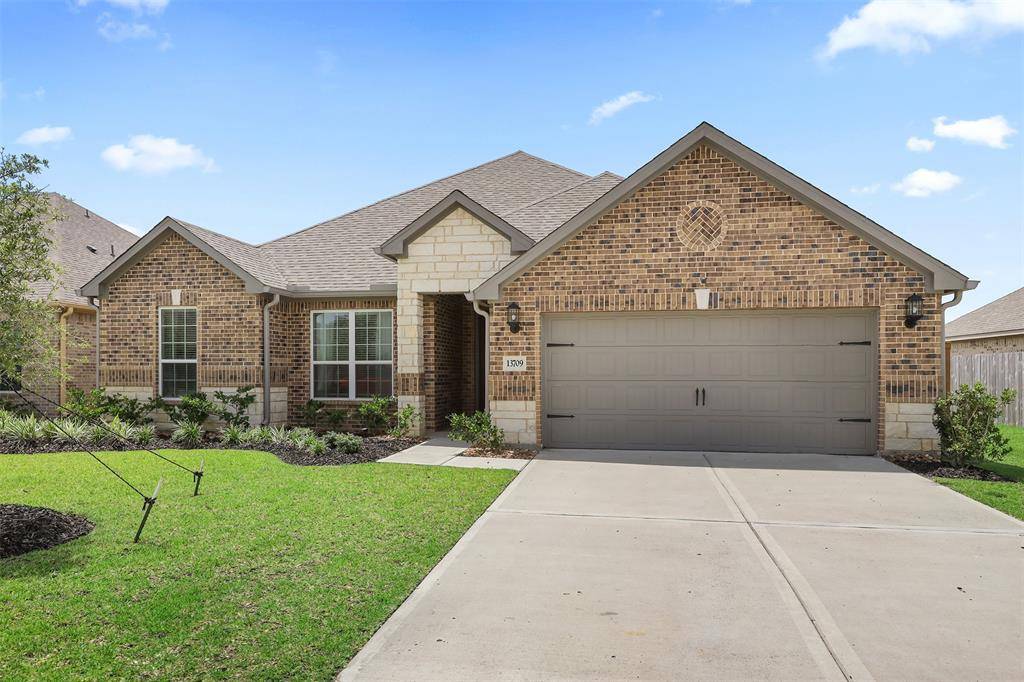 Texas City, TX 77510,13709 Gaff Rig DR