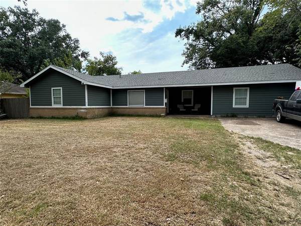 119 Britton DR, Silsbee, TX 77656