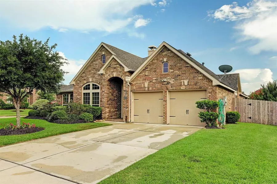 14002 Bright Glen DR, Pearland, TX 77584