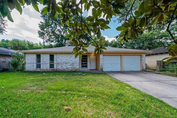 4439 Donalbain DR, Spring, TX 77373