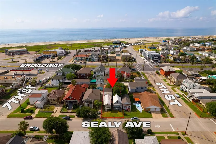 717 Sealy ST, Galveston, TX 77550